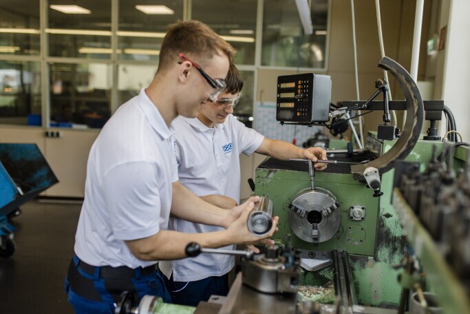 Ausbildung Zerspanungsmechaniker (2027) m/w/d, 3. Bild